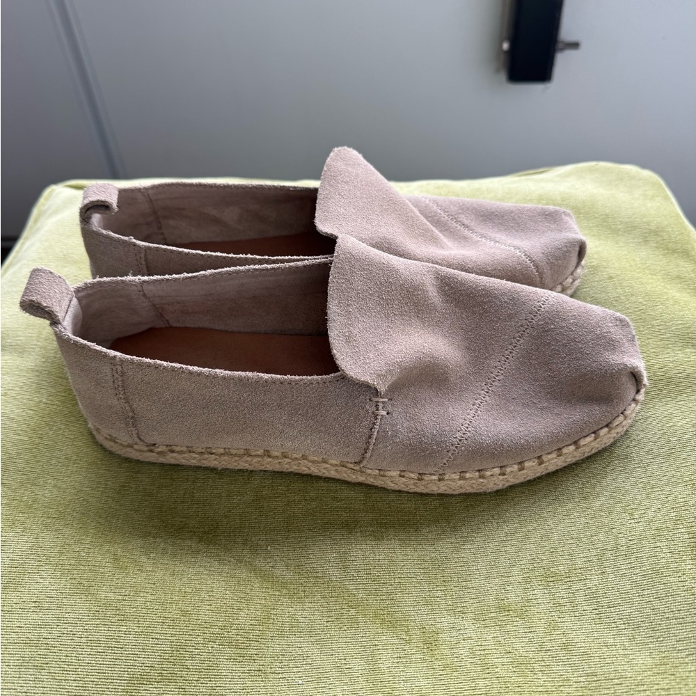 Toms Tan Suede Loafers
